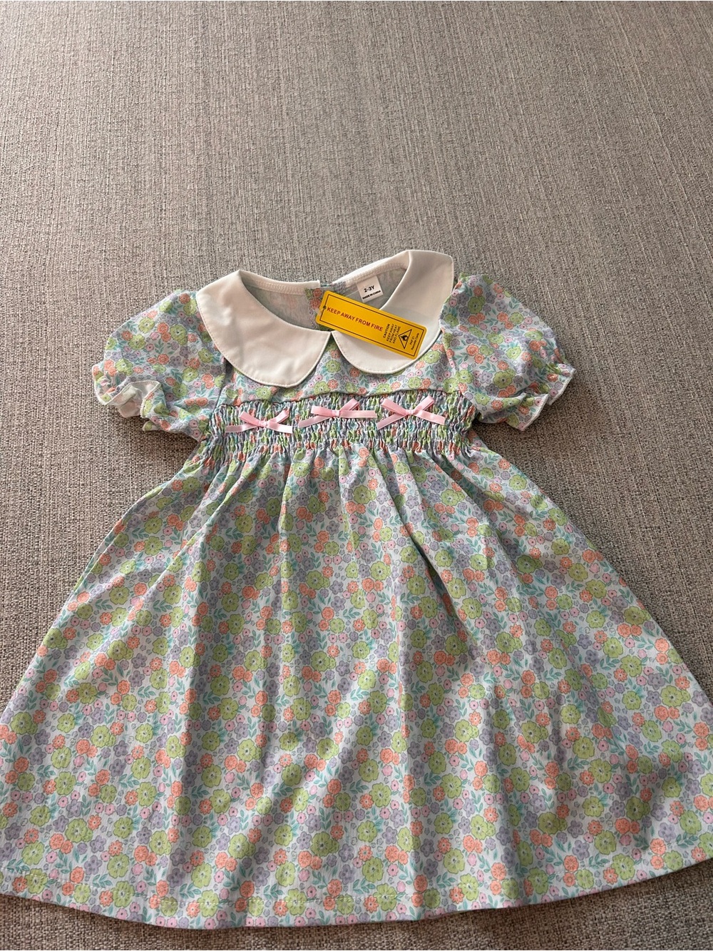 Smocked Floral Peter Pan Collar Dress in Pastel Pink & Mint. Size 2/3 NWT